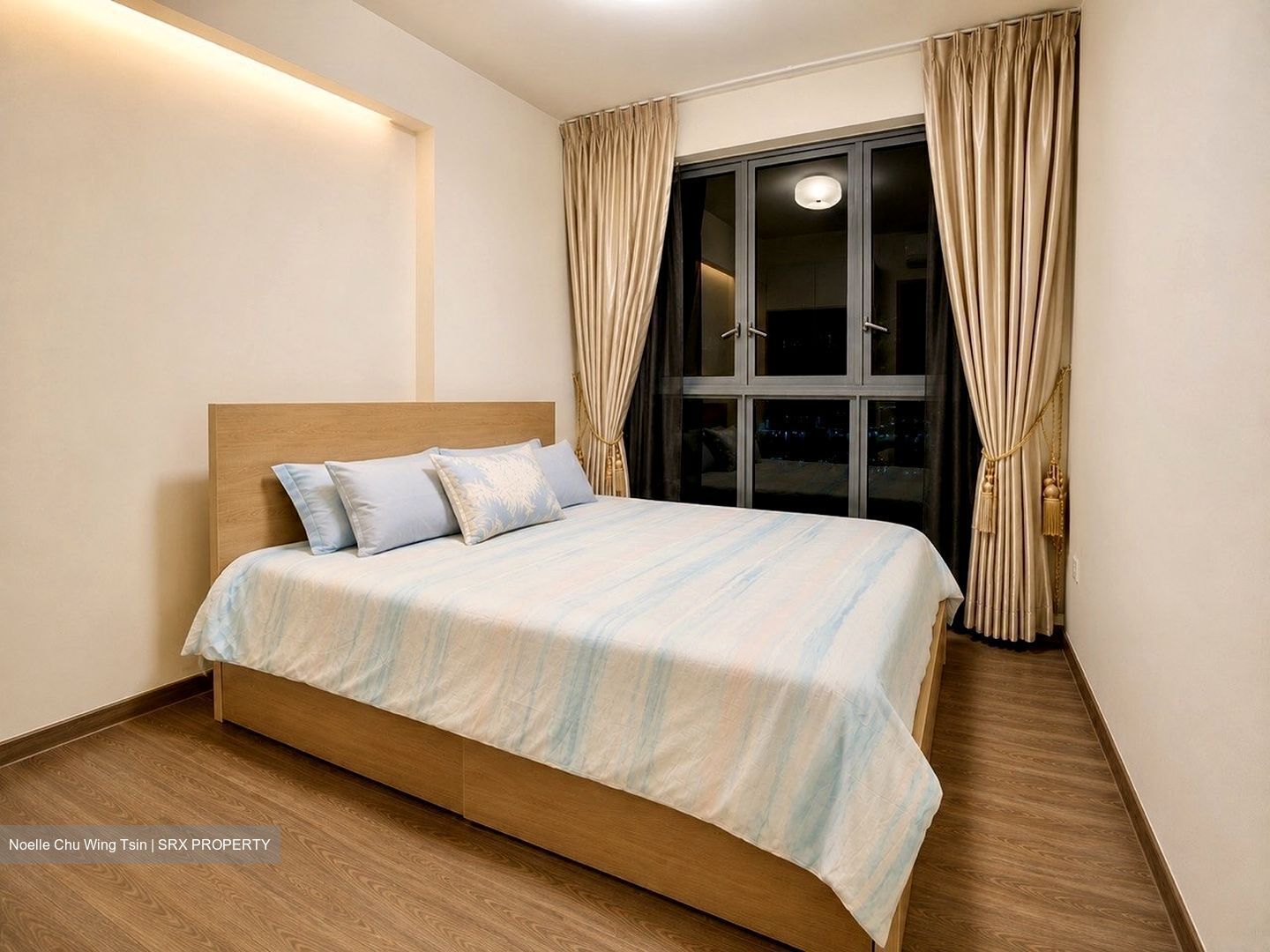 Prive (D19), Condominium #585764671